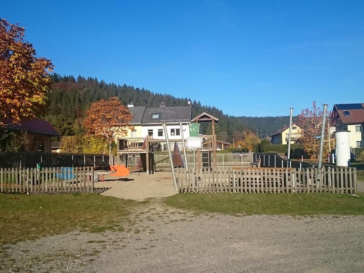 Apartament Fewo Cheny In Titisee Zewnętrze zdjęcie